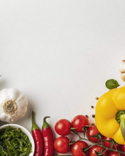 sentar-planas-de-surtido-de-verduras-con-espacio-de-copia
